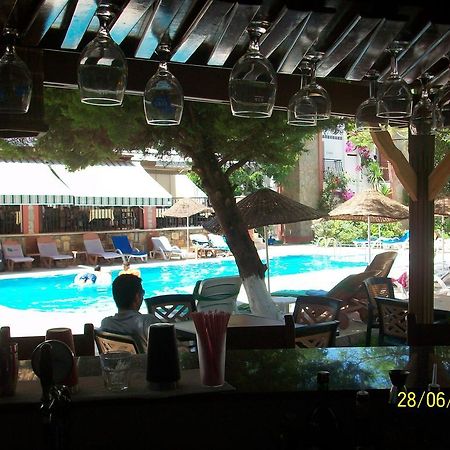 Kriss Otel Ortakent Bagian luar foto