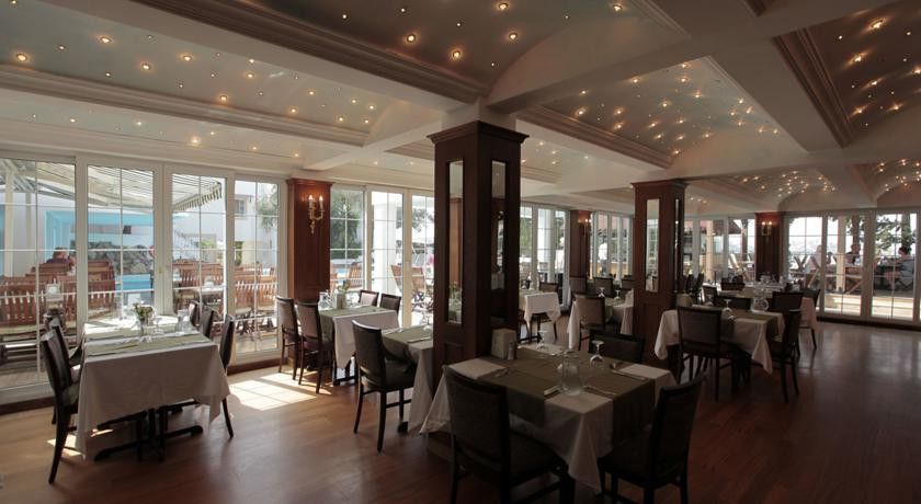 Kriss Otel Ortakent Bagian luar foto