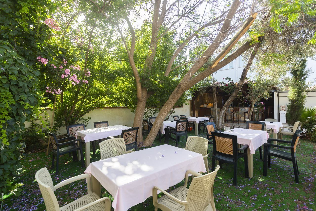 Kriss Otel Ortakent Bagian luar foto